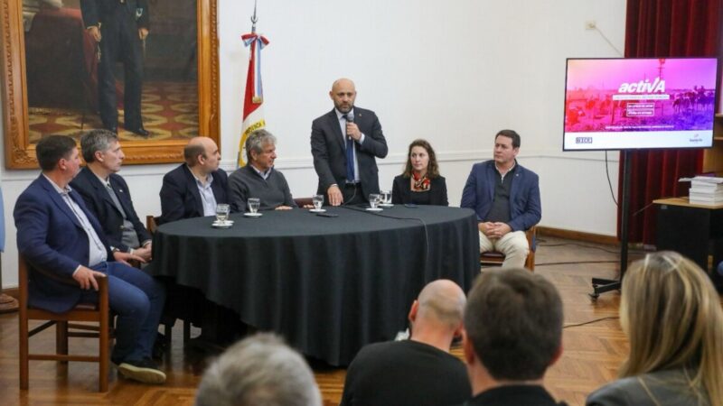 Provincia presentó un crédito a tasa 0 % para el sector tambero
