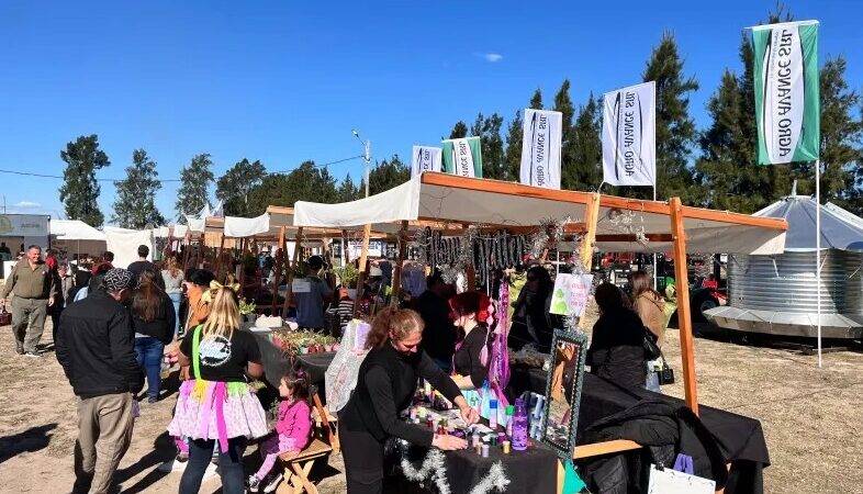 Exitosa 5° Expo del Campo & la Ciudad en Romang