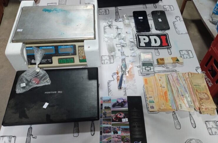 Avellaneda: detienen a personas con cocaína y dinero en varios allanamientos