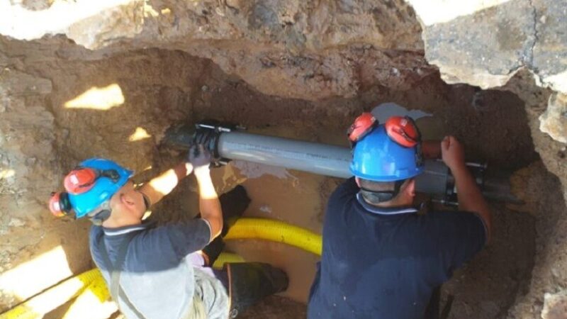 Aguas Santafesinas habilita la red de agua potable en un sector de barrio América