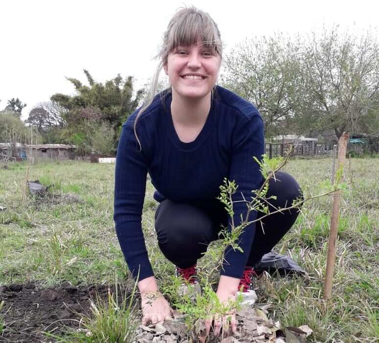 Jornada de Plantación de Árboles Nativos en La Lola