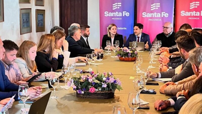 Romang: Pullaro reunió a su gabinete para fortalecer proyectos