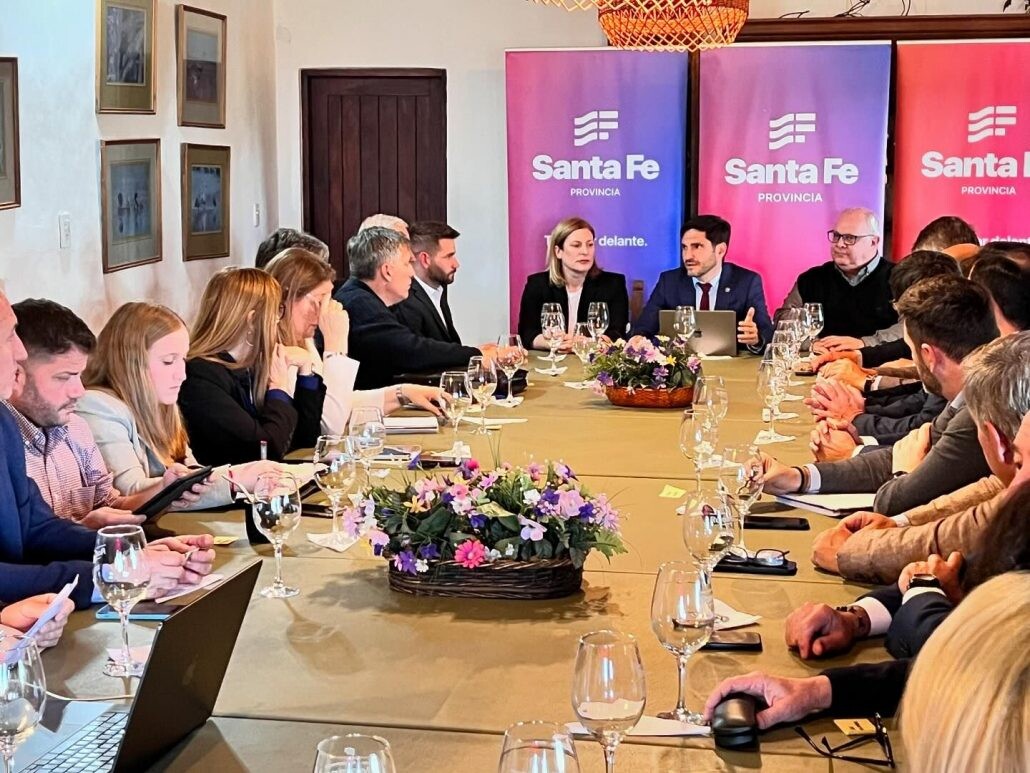 Romang: Pullaro reunió a su gabinete para fortalecer proyectos