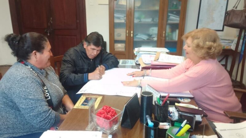 Entregaron escrituras a familias rurales del Paraje el Gusano