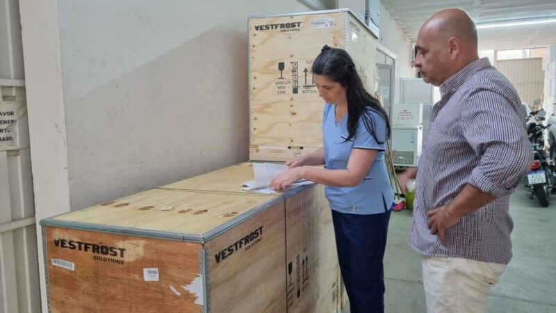 Dengue: Salud distribuye equipos para garantizar la cadena de frío de las vacunas