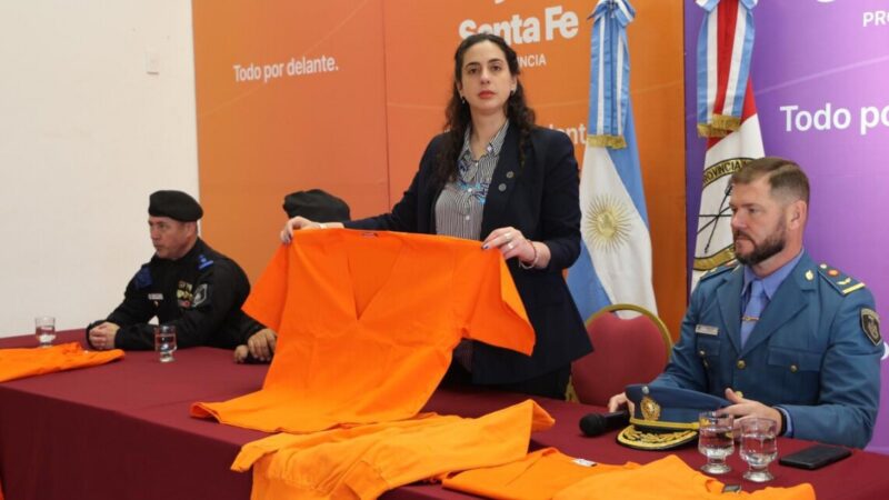 Uniformes naranjas para presos de alto perfil de la Cárcel de Coronda