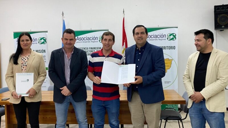 Otorgan créditos con fondos de la Emergencia Agropecuaria