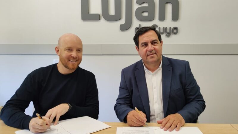 Reconquista firma convenio de cooperación con Luján de Cuyo