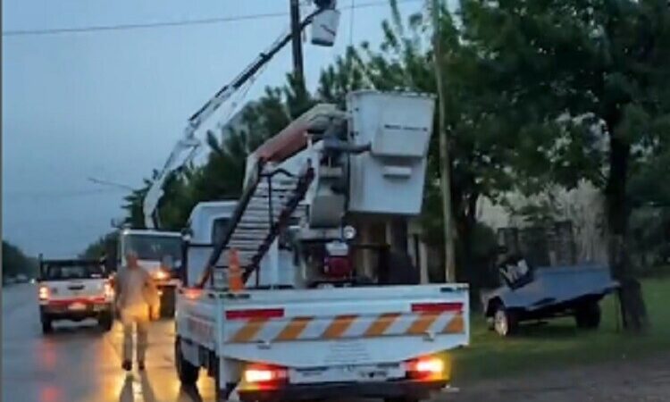 Temporal provocó corte de cables en Avellaneda