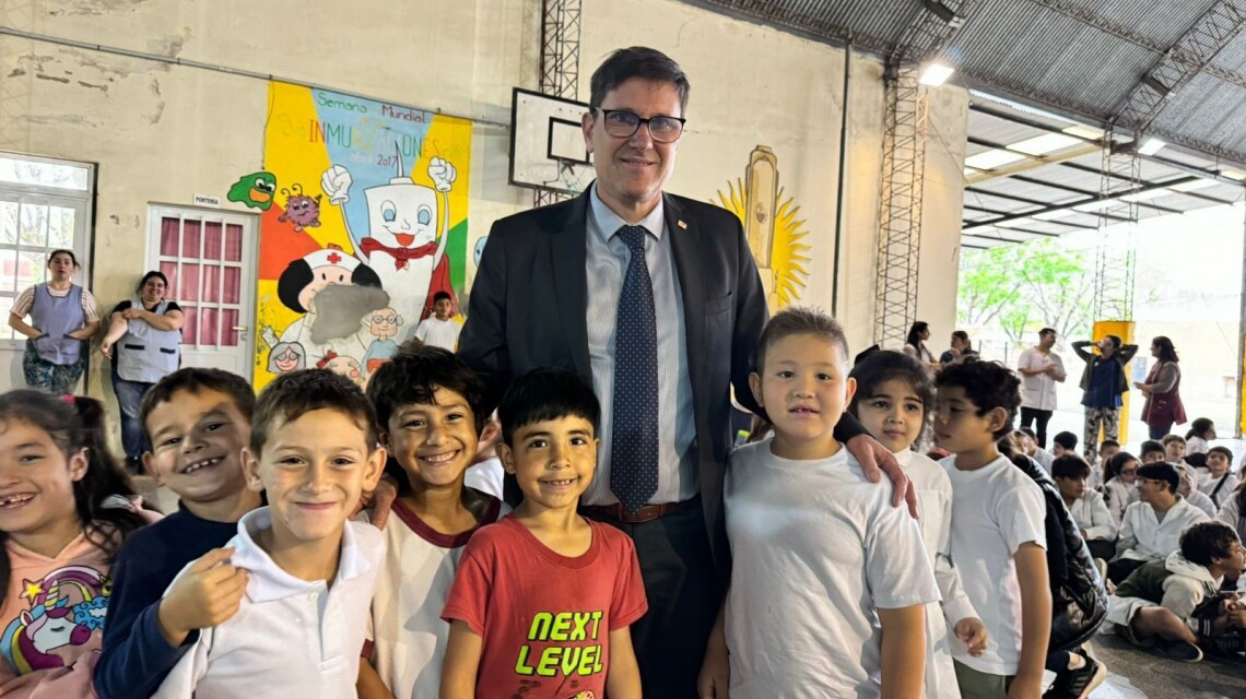 Educación: entregan más de $ 40 millones a escuelas del departamento San Justo