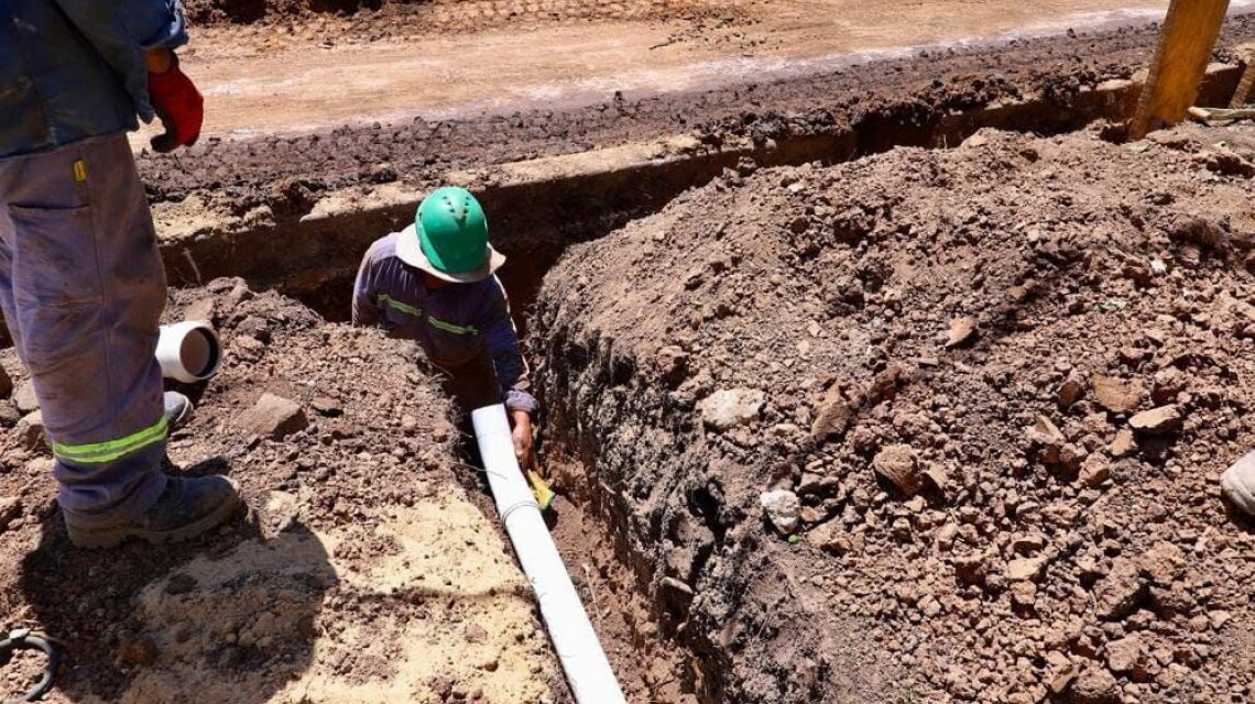 Ramona: Provincia reactiva la obra que llevará cloacas a los vecinos por primera vez