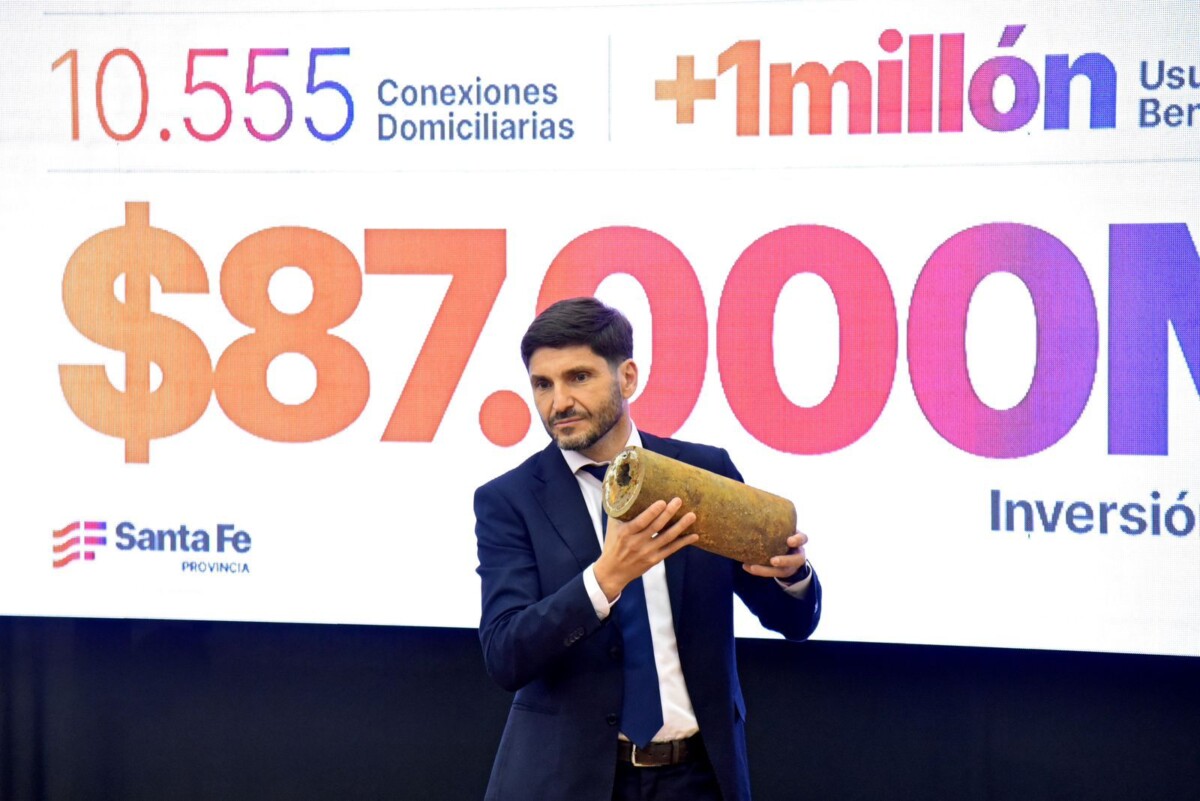 Pullaro: «una inversión histórica para resolver problemas de décadas en cloacas”