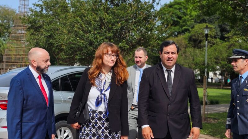 Vallejos recibió en Reconquista a la Embajadora de la República Checa