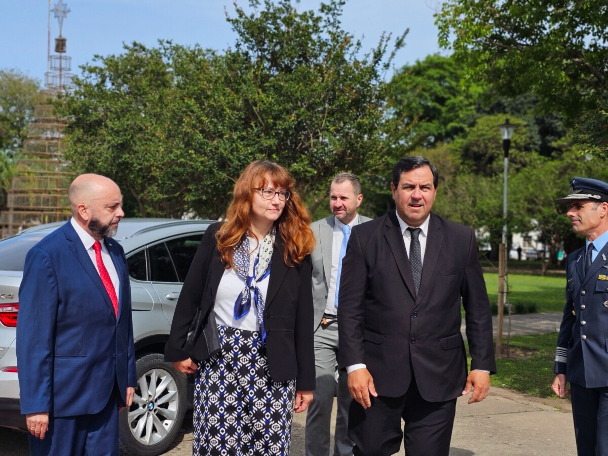 Vallejos recibió en Reconquista a la Embajadora de la República Checa