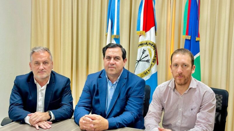 El intendente Vallejos y Lewandowski en defensa de la Educación Pública