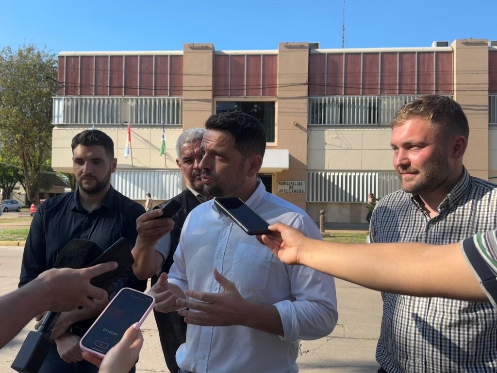 Avellaneda suma cuatro vehículos para mejorar servicios públicos