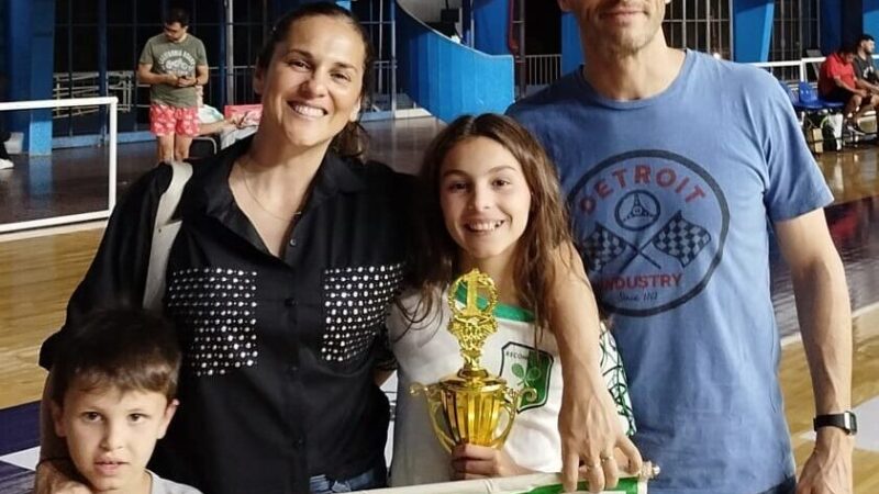 Brunella Delzotto, nadadora del Tenis Club, se consagra Campeona