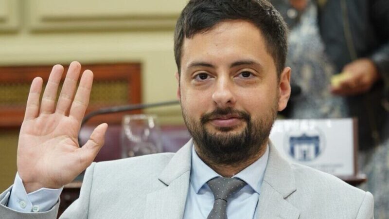 Peralta presentó proyectos para mejorar la los servicios públicos en Santa Fe