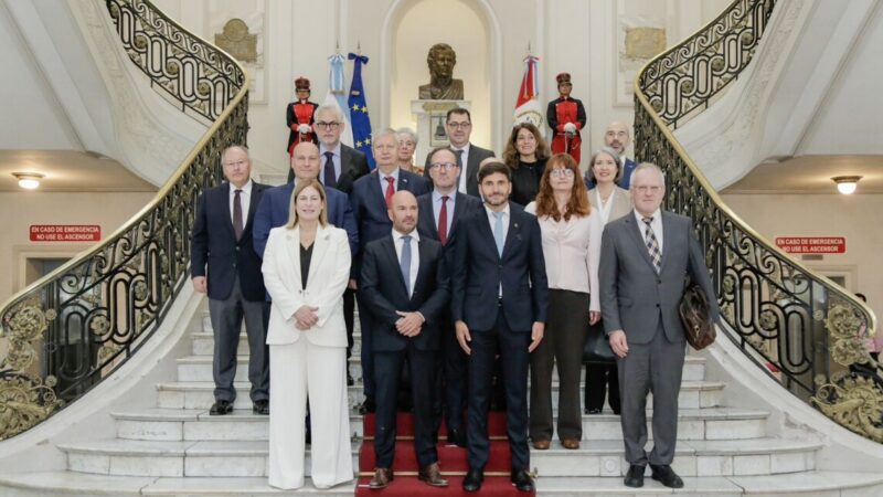 Pullaro: “Queremos ser la primera provincia exportadora de la Argentina”