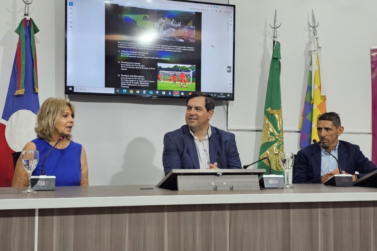 Reconquista: presentan proyecto de la FCV International Football Academy para jóvenes futbolistas