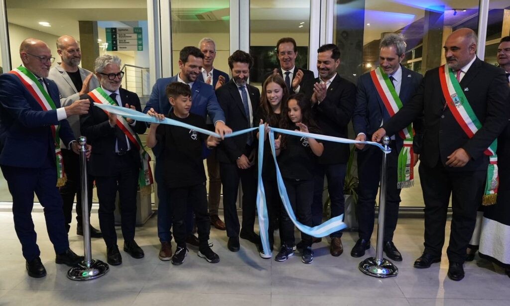 VIDEO I Avellaneda inauguró el Centro de Innovación con apoyo internacional
