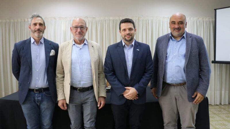 Avellaneda inauguró su Centro de Innovación junto a autoridades italianas