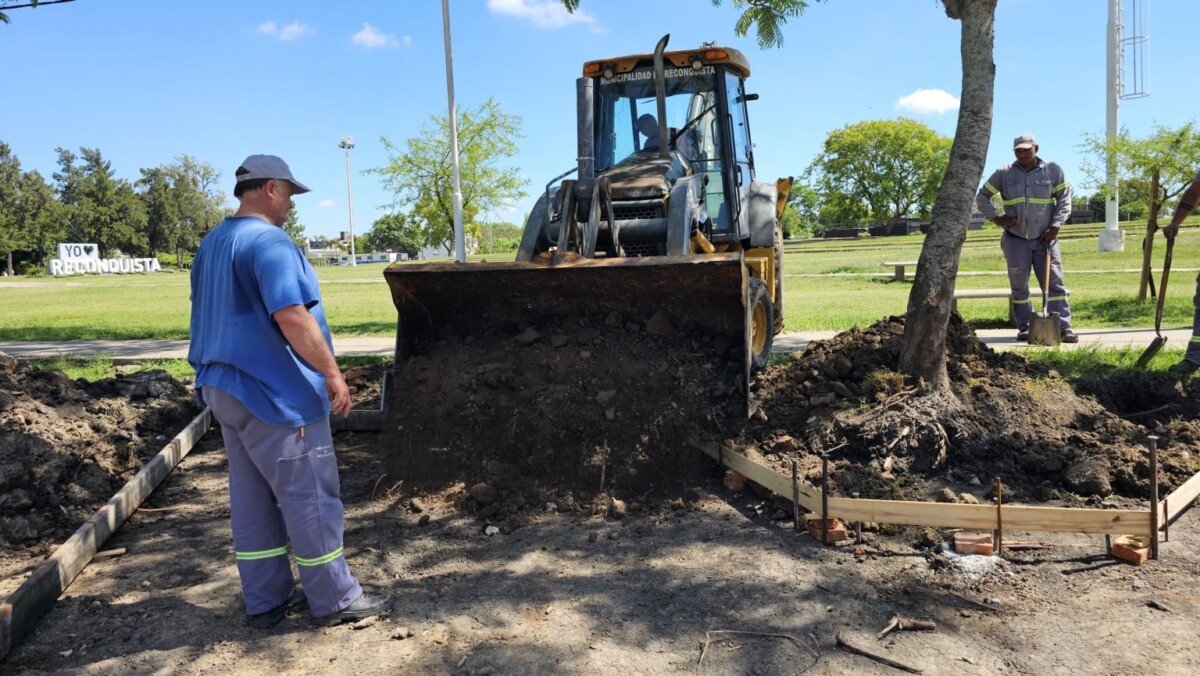 Avanza la construcción de las dársenas sobre Bv. Lovato