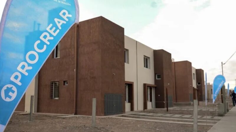 Milei decretó la disolución del programa de viviendas Procrear