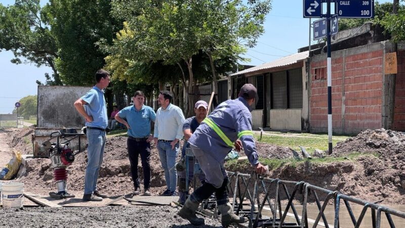 Avanza el pavimiento en Boulevard 302 de Avellaneda