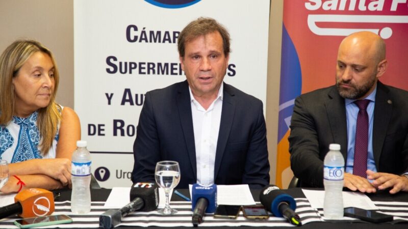 Acuerdo Santa Fe: presentaron la canasta y el árbol navideño