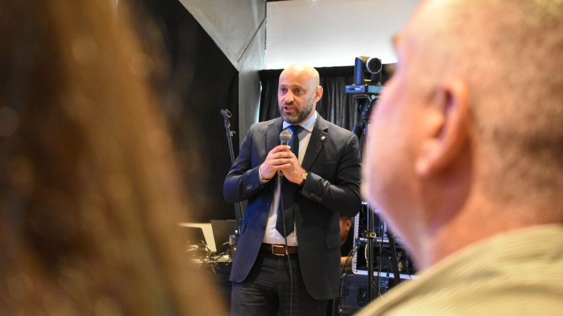 Pullaro le pone fin a los ingresos hereditarios en la EPE