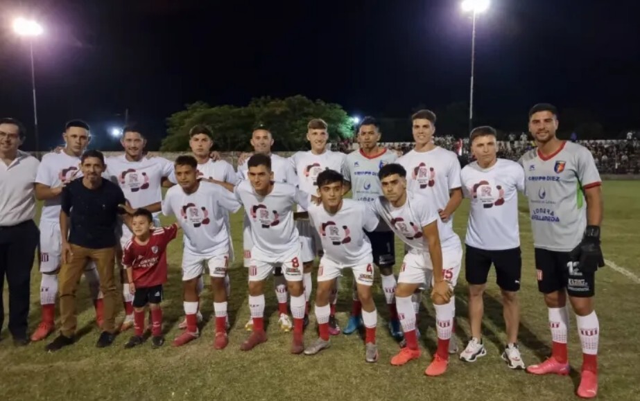 Embajadores del fútbol se enfrentan esta noche en Tiro