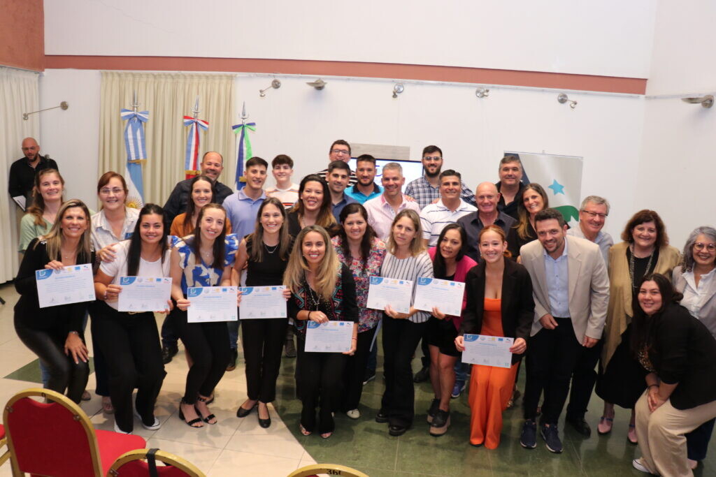 Avellaneda: exitoso cierre de la diplomatura en emprendedurismo