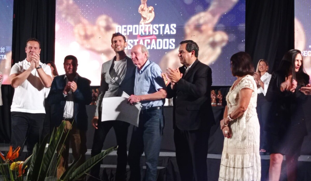Reconquista homenajeó a deportistas destacados en 2024