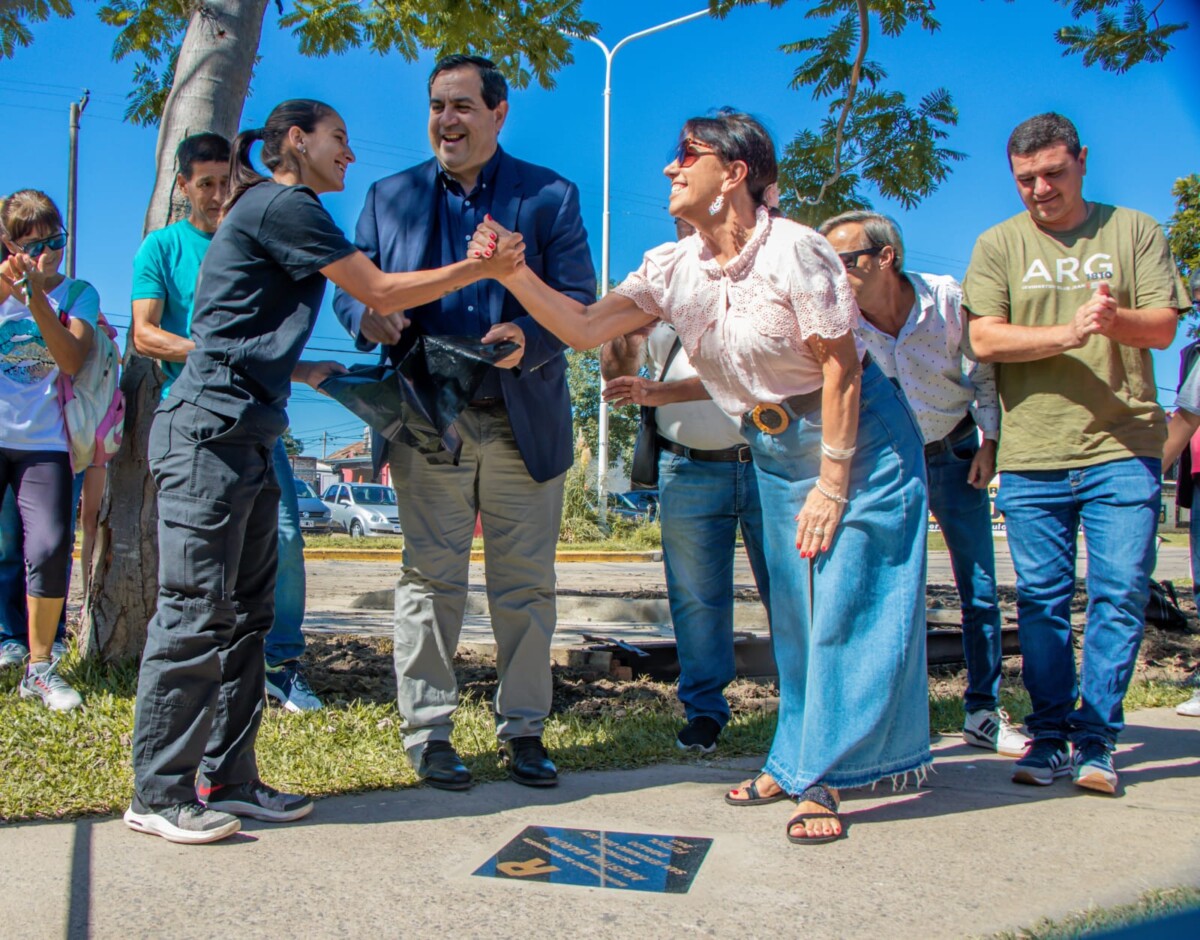 Reconquista suma dos nuevas estrellas al Paseo Dorado del Bicentenario