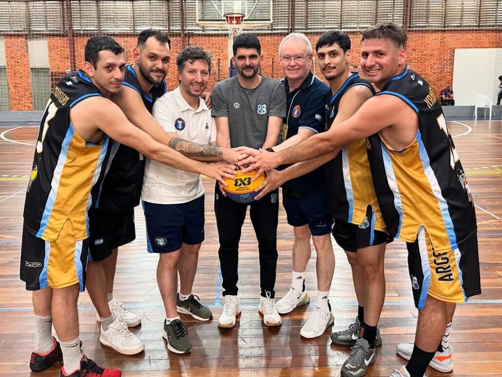 Reconquista tiene el primer director técnico de Básquet Sordo del país