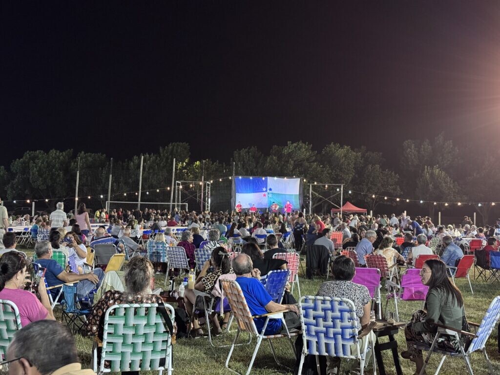 Reviví el tradicional «Baile de Campo» en el Instagram de la Doble Media Hora