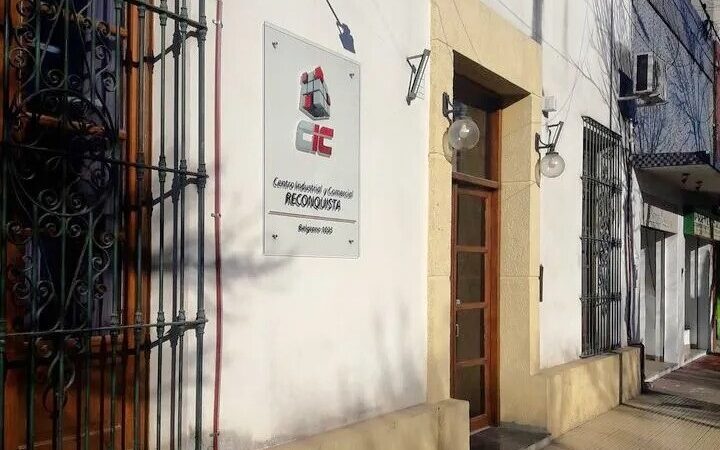 NAVIDAD: Recomiendan cerran los comercios a las 18 horas en Reconquista
