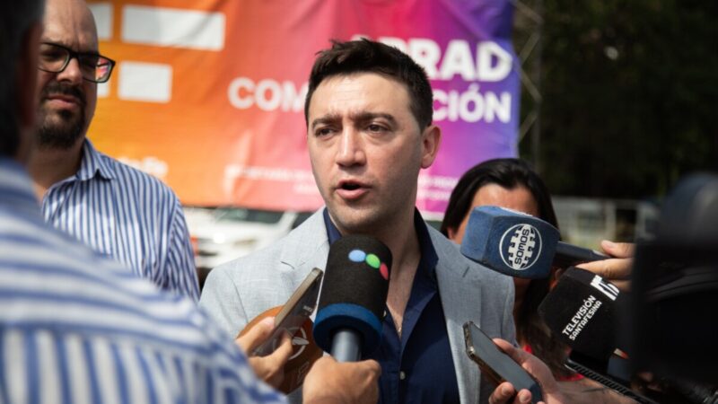 Comenzó la compactación de vehículos ubicados en el depósito de la PDI en Rosario