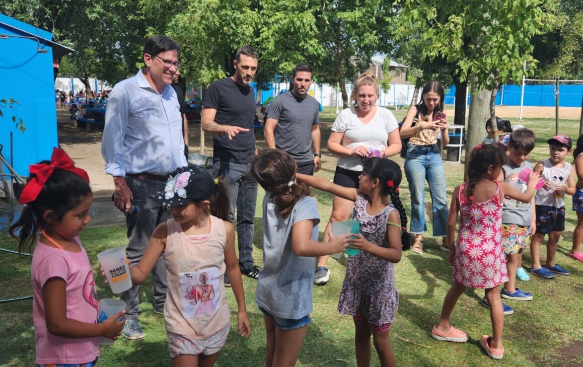 Goity: “En verano seguimos consolidando los aprendizajes de los niños en la provincia”