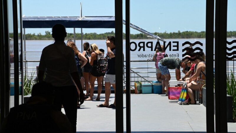 Operativo Verano: cruces cotidianos desde La Fluvial a la isla