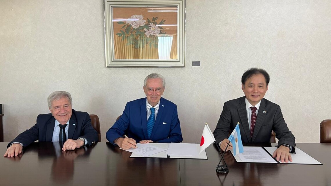 El Hospital Centenario recibirá equipamiento médico donado por la Embajada de Japón