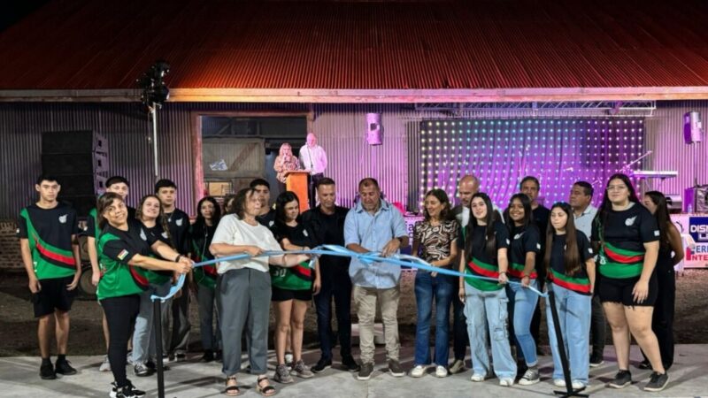 Con aporte de Provincia, Maggiolo inauguró un playón deportivo