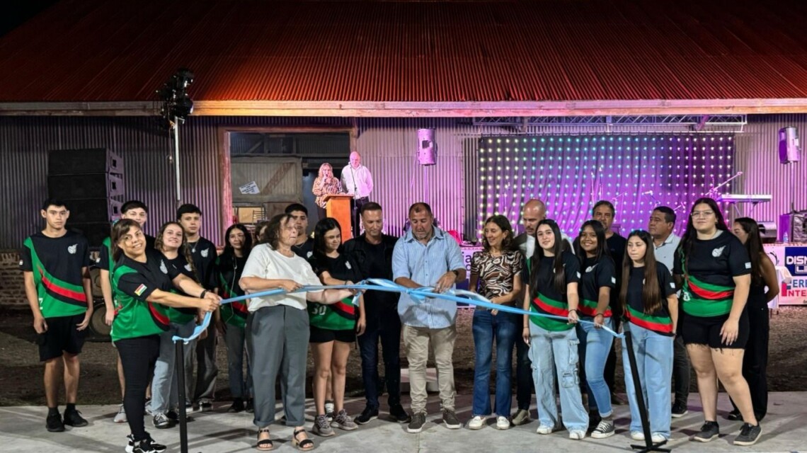 Con aporte de Provincia, Maggiolo inauguró un playón deportivo