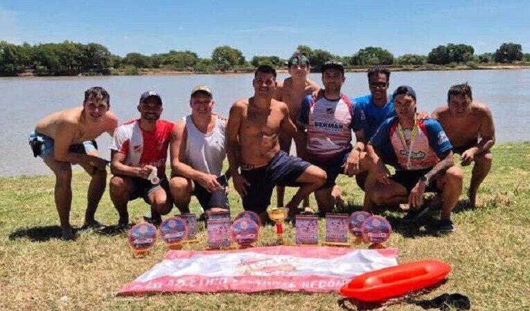 Nadadores de Adelante compitieron en San Javier y Goya