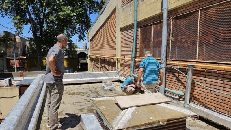 Educación trabaja en las escuelas afectadas por la fuerte tormenta que afectó en Rosario