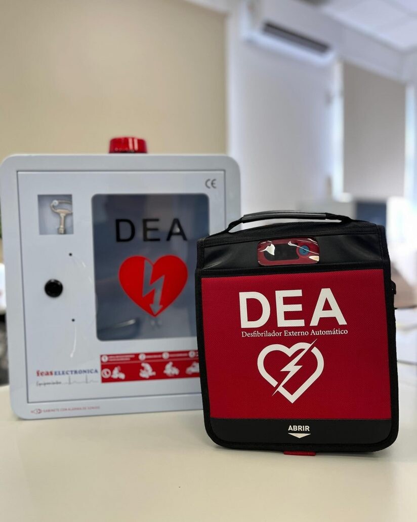 Romang adquirió un desfibrilador automático