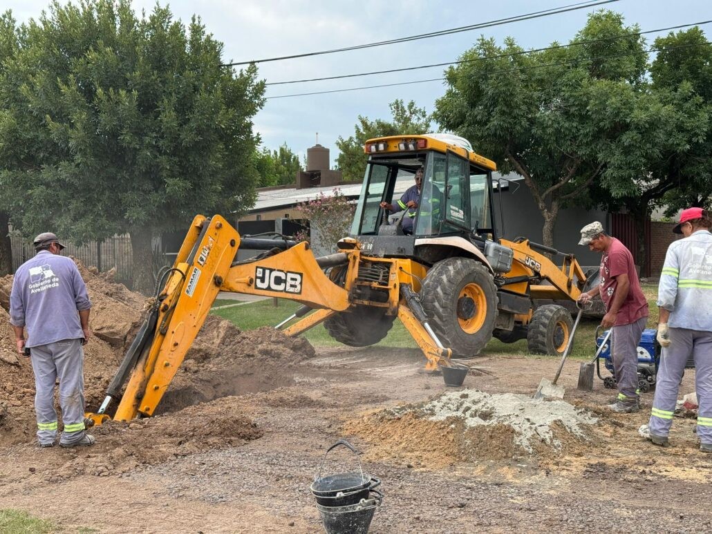 Avellaneda: corte de calzada por trabajos en la red de cloacas