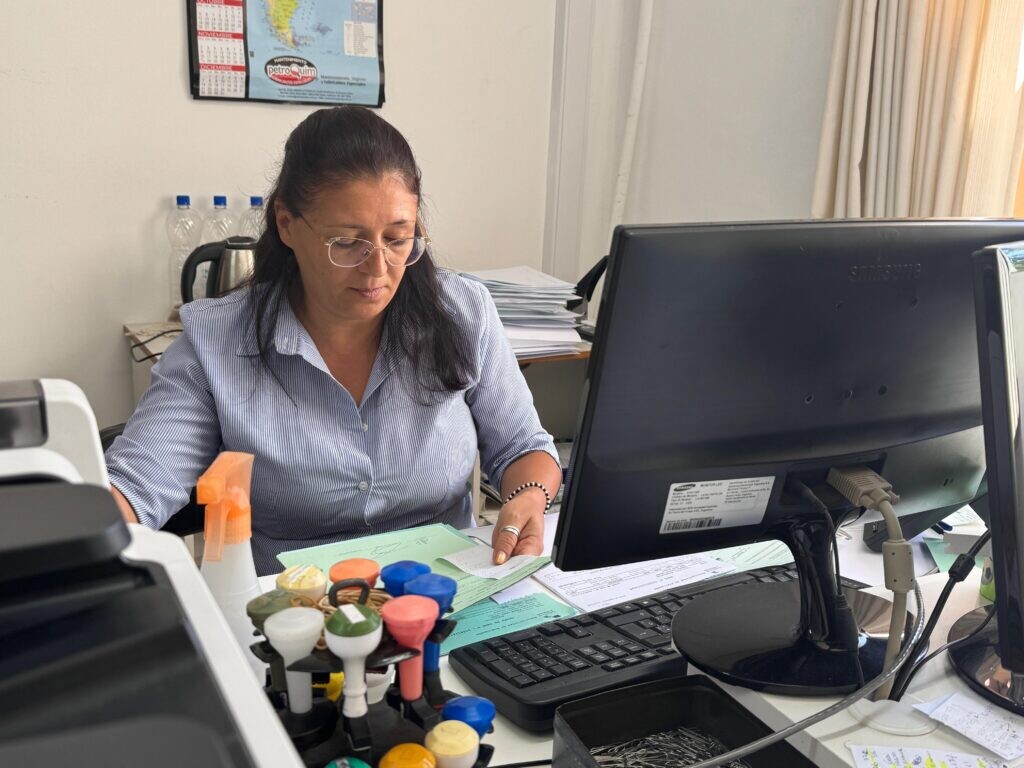 Avellaneda llama a concurso para cubrir puestos de auxiliar administrativo