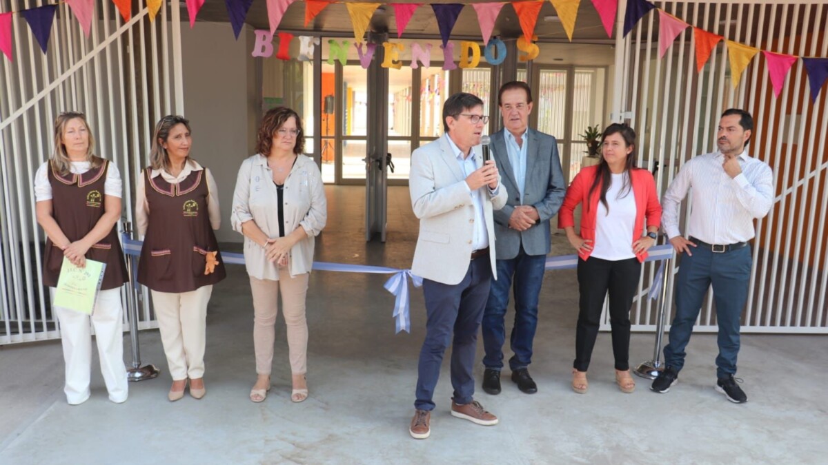 Goity: “El gobernador Pullaro tomó la decisión de no escatimar recursos en infraestructura educativa”